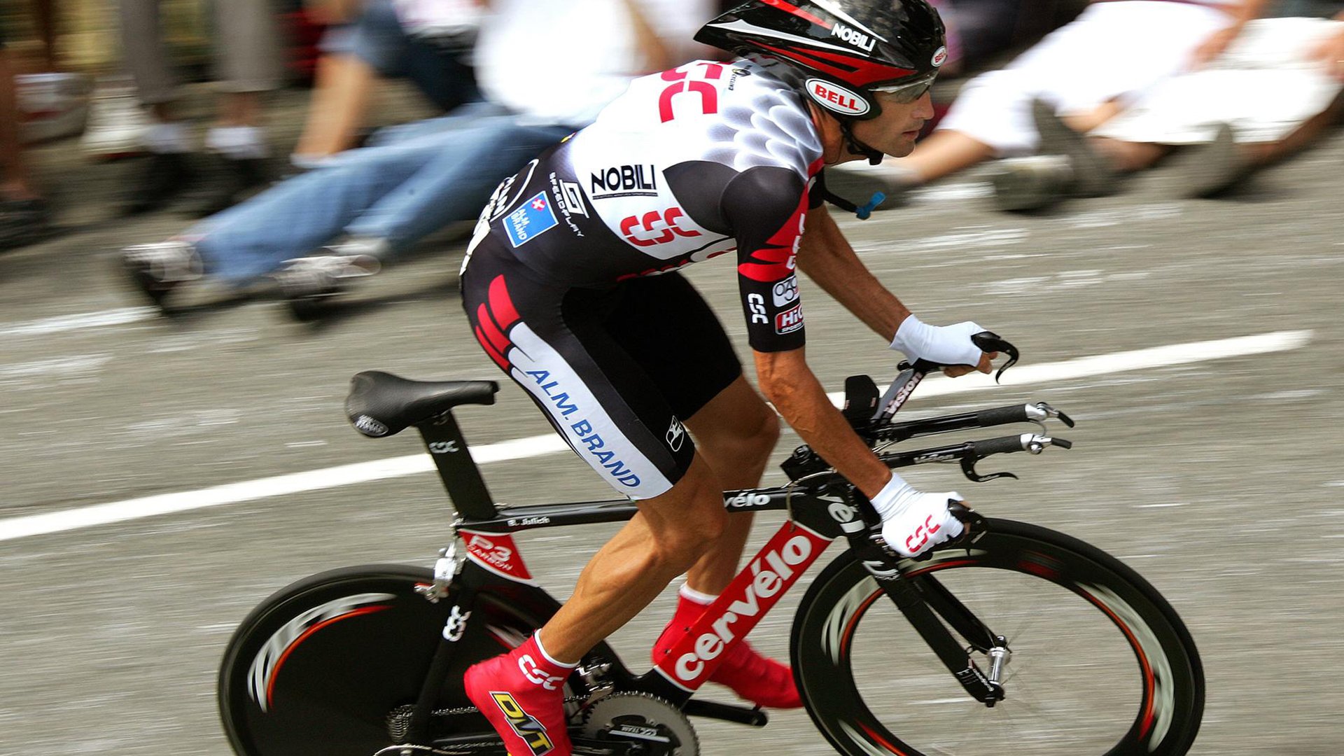 _快船迎战劲敌，拼尽全力争取胜利_，快船比赛集锦